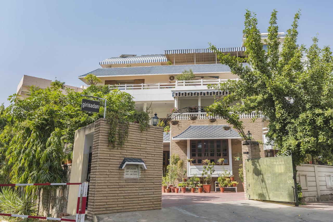Giri Homestay By Vista Rooms Jaipur Exterior foto